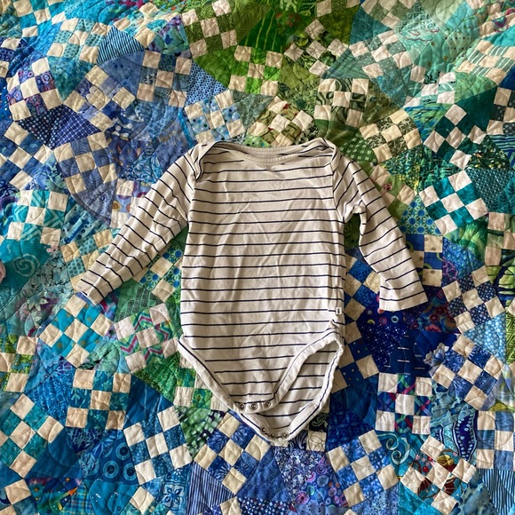 MEC bodysuit bundle - Picture 4 of 5